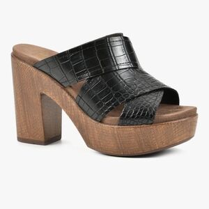 White Mountain Shoes Black Heeled Sandals Women's Size 8.5